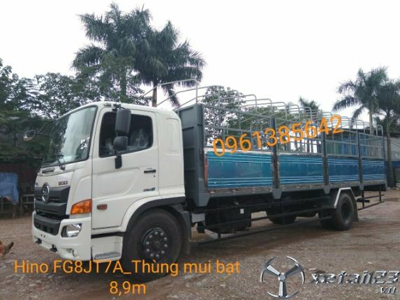 Xe tải Hino FG8JT7A thùng mui bạt 8,9m. Hỗ trợ ngân hàng lên đến 85%