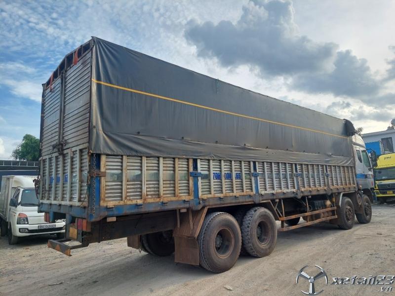 Cần bán xe tải 4 chân đời 2017 chenglong nóc cao giá rẻ có trả góp