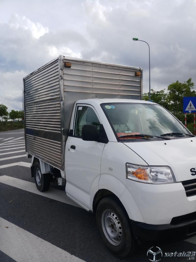 Xe tải Suzuki đời 2014 thùng kín đã qua sử dụng cần bán .Xe đẹp , giá rẻ sẵn giao ngay