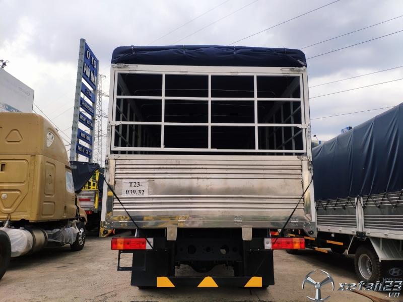 Xe tải faw 9 tấn thùng dài 8.3 mét chở hàng nhẹ, cồng kềnh