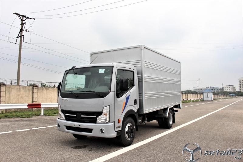 Xe tải nissan 1.9 tấn thùng 4m3 động cơ nissan nhật bản