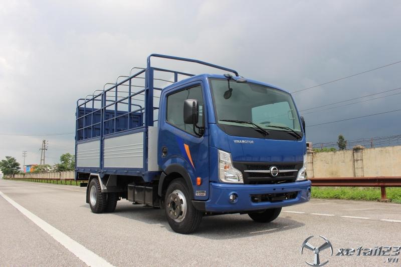 Xe tải nissan 1.9 tấn thùng bạt 4m3 nhập khẩu