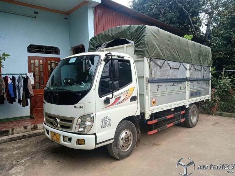 Bán Thaco Ollin 500B 5 tấn sản xuất 2017 thùng mui bạt