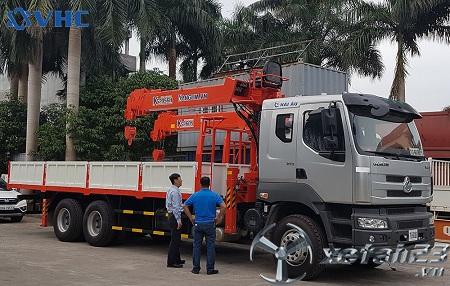 Xe tải Chenglong gắn cẩu tự hành Kanglim 8 tấn mới 100% giá tốt nhất
