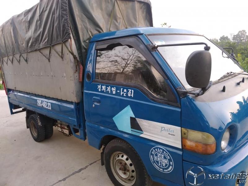 Thanh lý gấp xe Hyundai 1 tấn đời 2000 thùng mui bạt giá chỉ 62 triệu