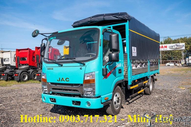 Bán xe tải Jac N200S thùng dài 4m3 máy Cummins trả trước 120Tr có xe