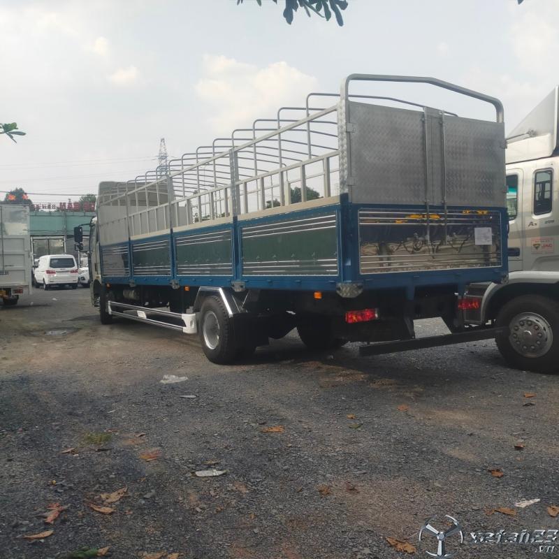 Xe faw 8 tấn thùng mui bạt 9m7 nhập khẩu