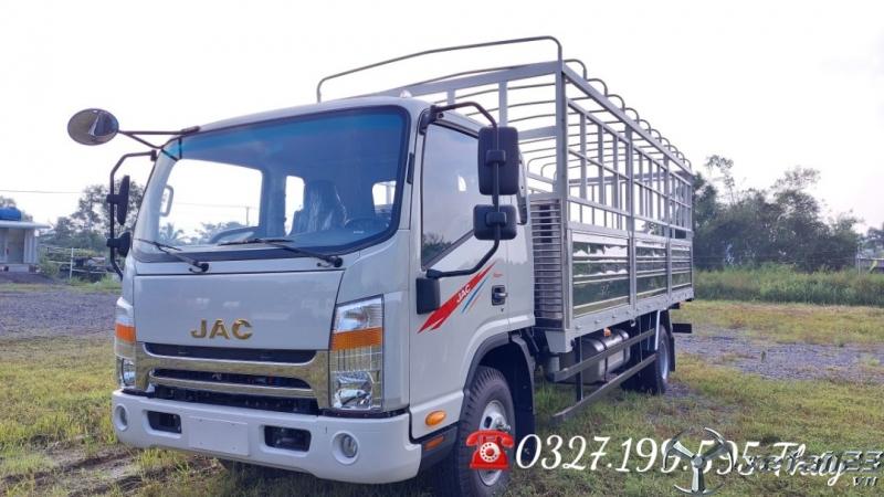 Xe tải Jac N650 plus 6t5 thùng bạt 950kg - giá tốt 2021