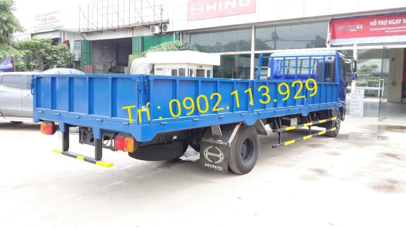 Xe tải Hino FC9JLTC - thùng lửng 3 bửng bên hông dài 6,8 m. Hỗ trợ vay trả góp lên đến 85%