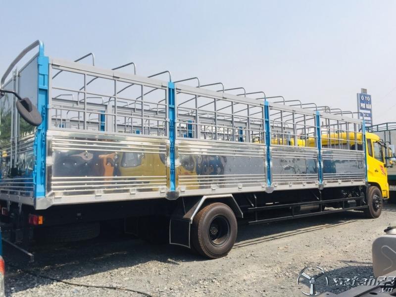 Xe tải Dongfeng B180 Hoàng Huy 8 tấn thùng bạt 9m5 sẵn lô Đồng Nai
