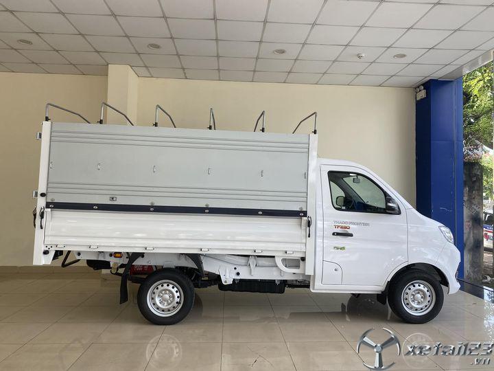 Xe tải thùng bạt TF230 tải trọng 920 kg