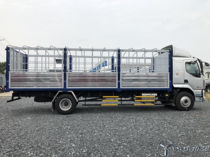 Xe tải ChengLong 2 chân thùng siêu dài 8,2m