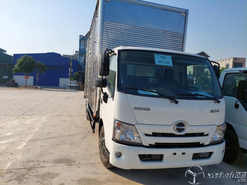 Xe tải Hino 4 tấn thùng dài 5,7m model XZU730
