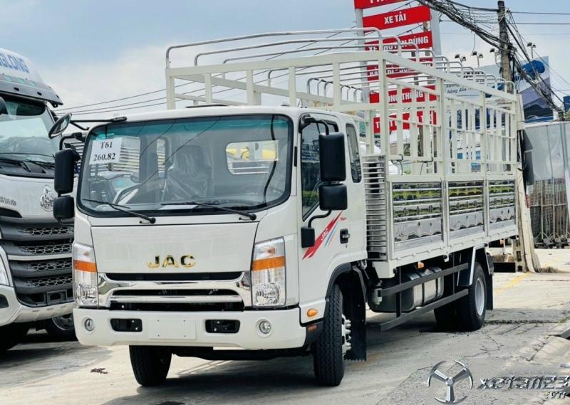 Cần bán xe tải JAC N680 tải 6T5 thùng 6m2 đời 2022