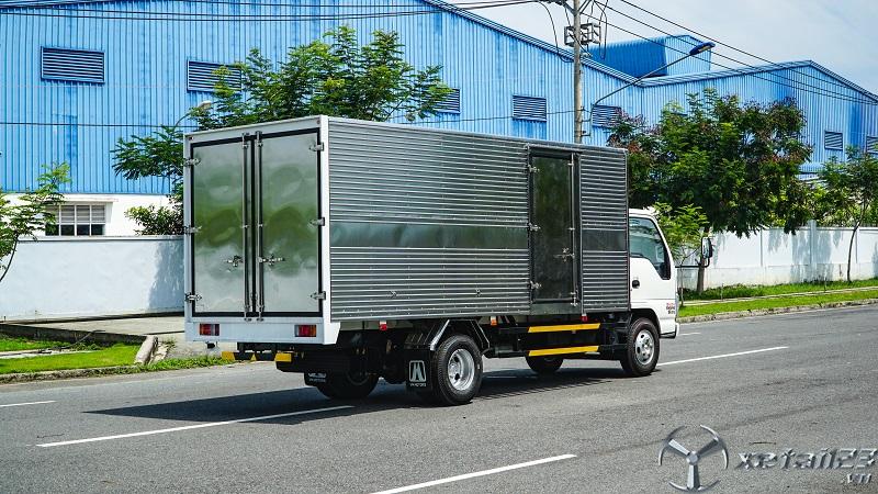 Tôi muốn bán xe tải isuzu 3.49 tấn model nk650sl9