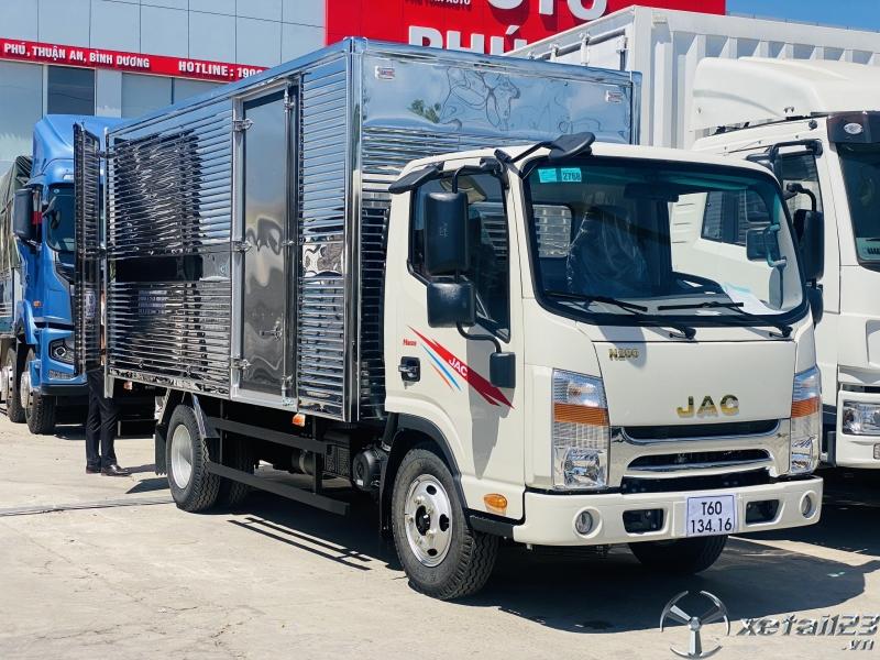 Xe tải Jac 3,5 tấn thùng dài 4,4 mét