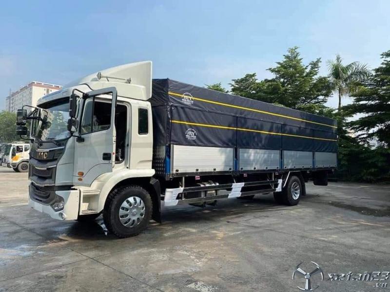 Xe tải Jac A5 8 tấn thùng đài 9.6  mét - nhập khẩu