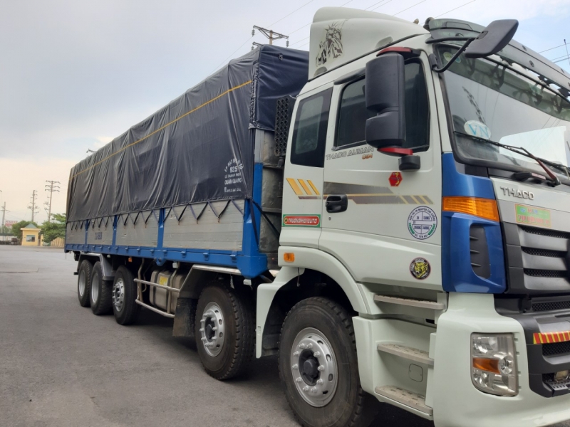 Xe Thaco Auman sản xuất năm 2015 phiên bản thùng mui bạt cần bán với giá 1160 triệu