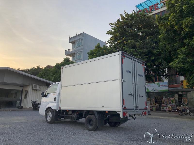 Bán xe tải Thaco K200 thùng kín tải trọng 1,9 tấn xe đẹp giá tốt