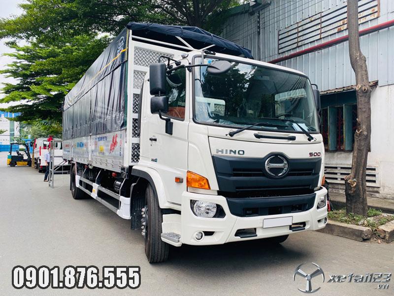 Xe tải Hino FC thùng bạt dài 5m6 có sẵn vay 80%