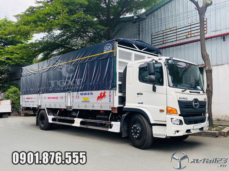 Xe tải Hino FC thùng bạt dài 5m6 có sẵn vay 80%