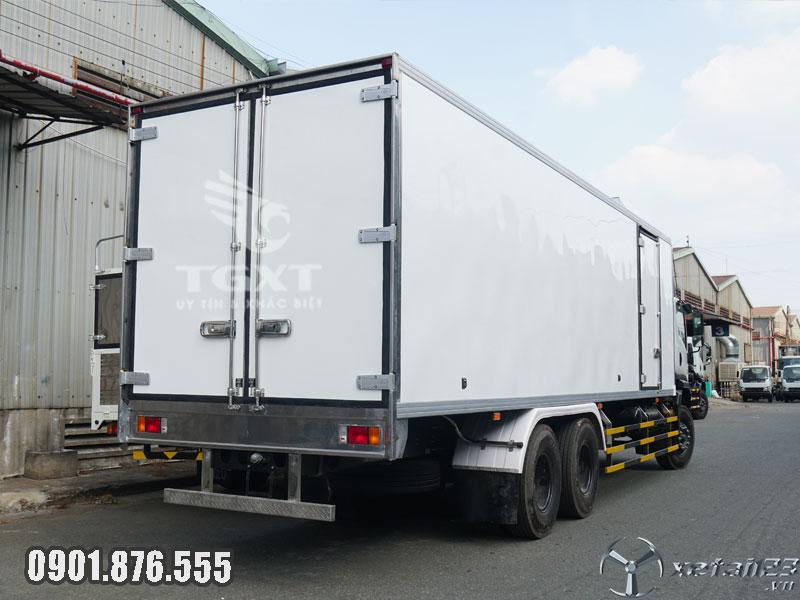 Xe tải Isuzu FVM1500 thùng dài 9m3 ngân hàng hỗ trợ vay cao