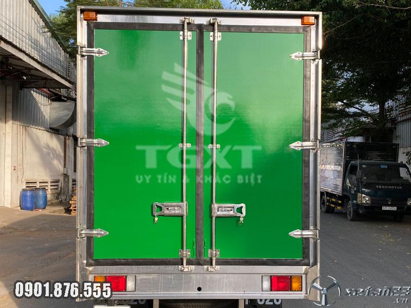 Xe tải Isuzu QKR270 2.9 tấn thùng bảo ôn ngân hàng hỗ trợ vay cao
