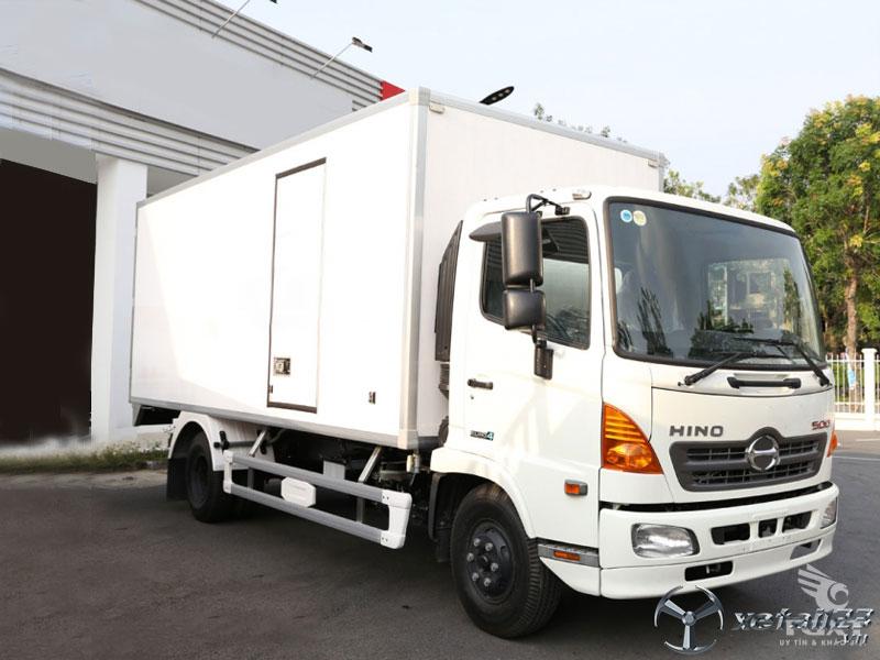 Xe Tải Hino FC9JJTC thùng bảo ôn/ xe tải hino 6t5 thùng 5m7 / hino 6.5 tấn thùng bảo ôn.