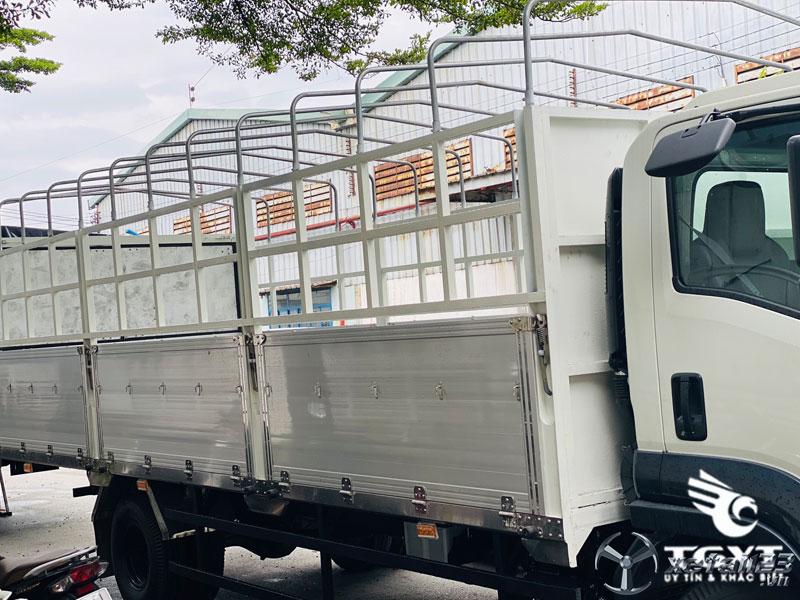 Xe tải Isuzu FRR650/ Giá xe tải isuzu 6T2 thùng bạt/ xe tải isuzu frr650 trả góp