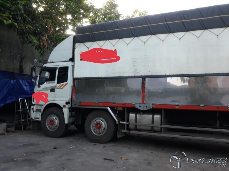 Bán xe Thaco Auman đời 2012 thùng mui bạt , có thiết bị nâng hạ hàng. Xe đẹp sẵn giao ngay