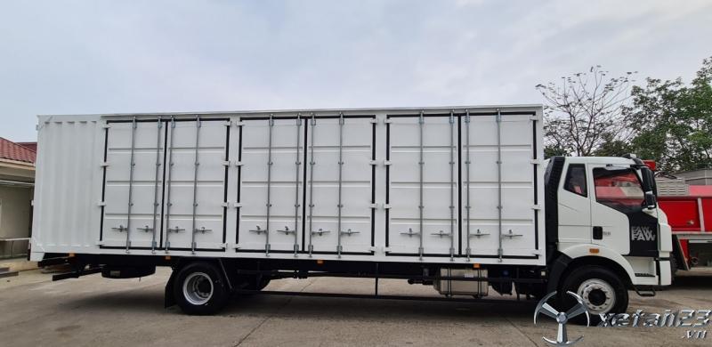 Xe tải 8 tấn thùng container , Faw 8 tấn thùng dài 9m7 thiết kế thùng container chở hàng.